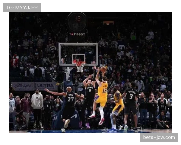 里夫斯上周场均34分7.3篮板3.4助攻获周最佳提名 里夫斯上周场均34分7.3篮板3.4助攻获周最佳提名