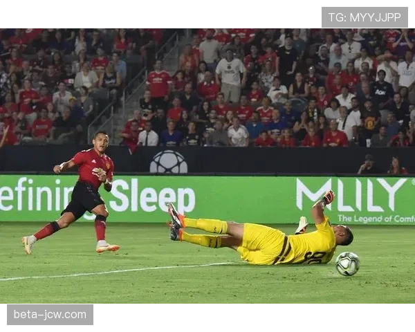 奥格斯堡定位球把握精准 点球破门成关键得分方式 奥格斯堡定位球把握精准 点球破门成关键得分方式